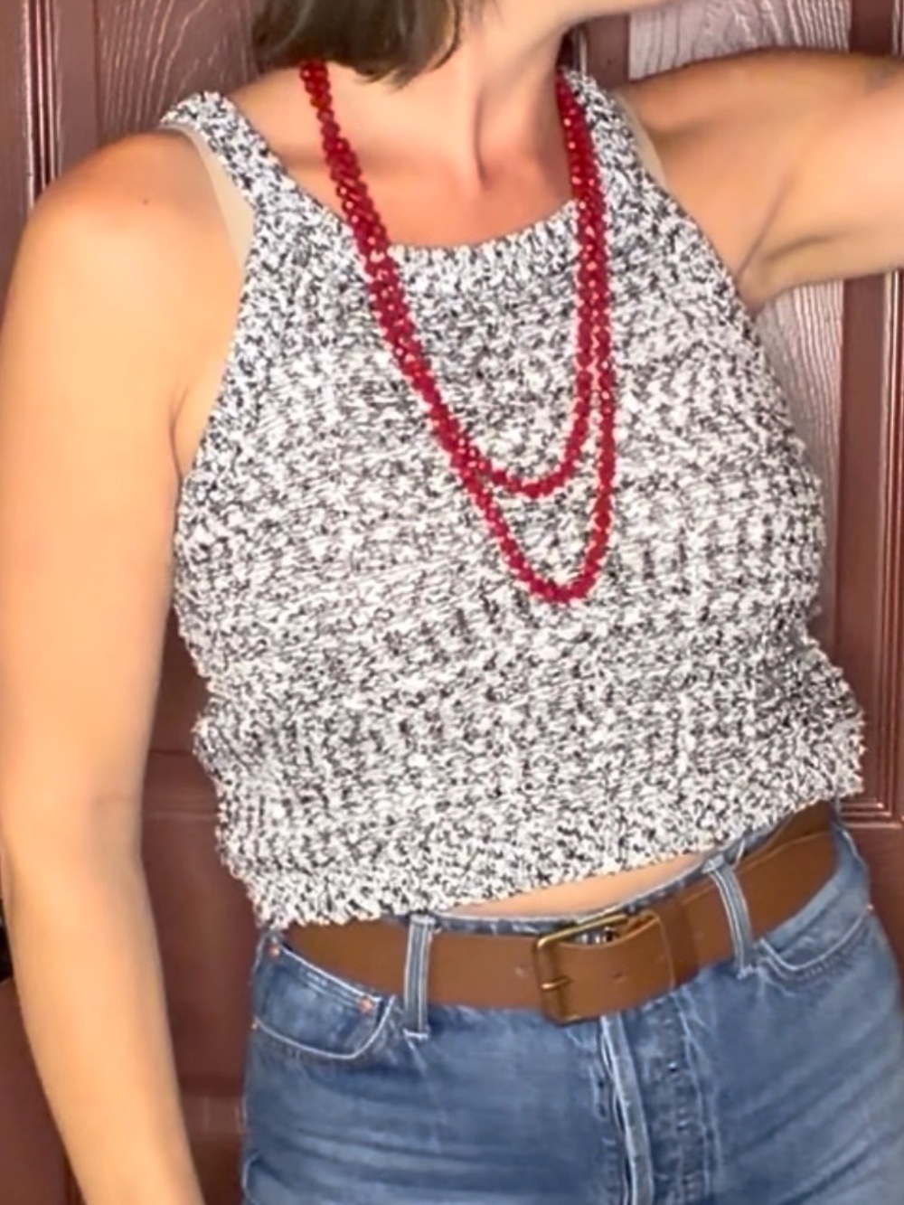 Sleeveless Knit Tank Top in Black & White